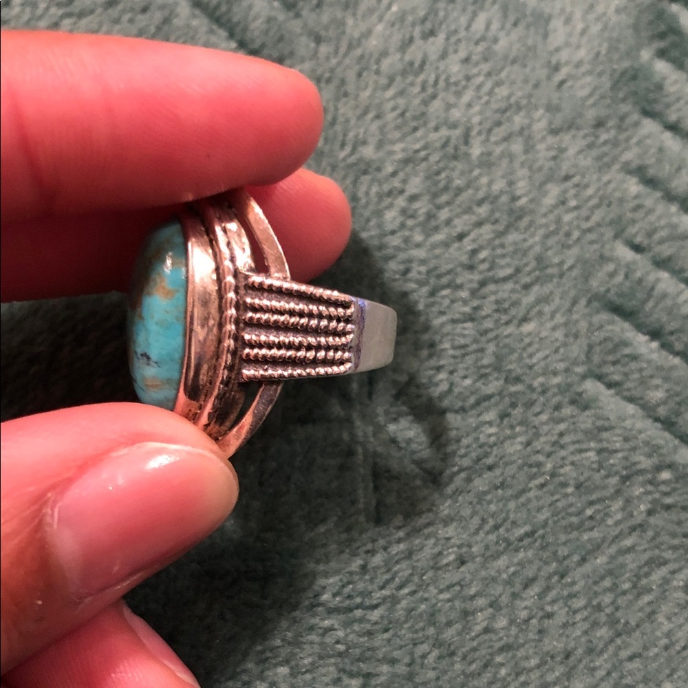 Turquoise Silver Ring - Picture 2 of 4